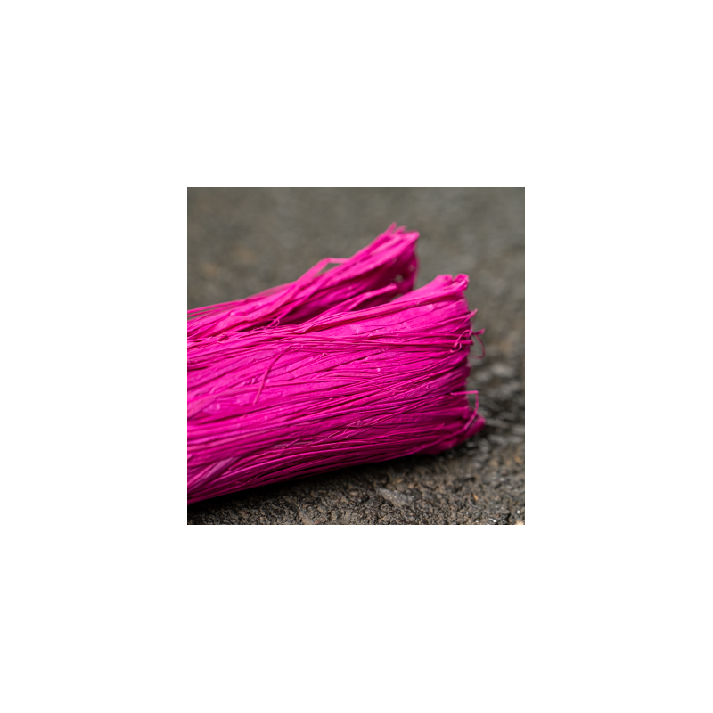 Fuschia raffia