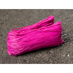 Fuschia raffia